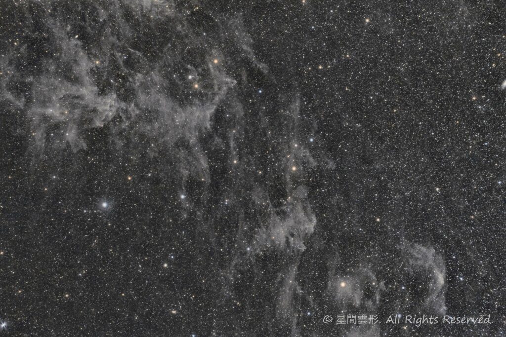 LBN691～733付近 – 2021年2月,Zeiss Milvus 135mm f2, Skywatcher EQ3, Canon EOS6D iso1600 3min x 117 (総露光 5時間51分), 星ナビ2021年5月号入選
